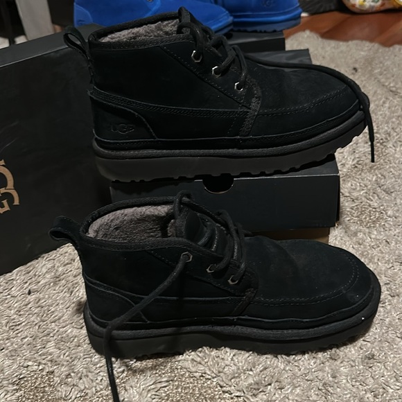 UGG 3 pairs 60 each and care kit $20
Thanks for looking
Let’s make a deal - Picture 8 of 17